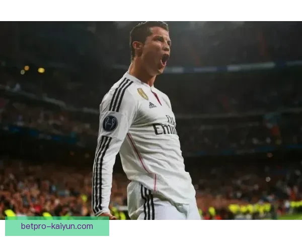 萨拉赫欧冠冠军时刻引人瞩目，球迷期待他再创辉煌表现