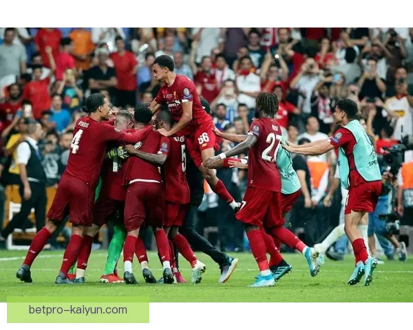 欧洲超级杯点球大战中，球队表现稳健，决胜负时刻引人瞩目。