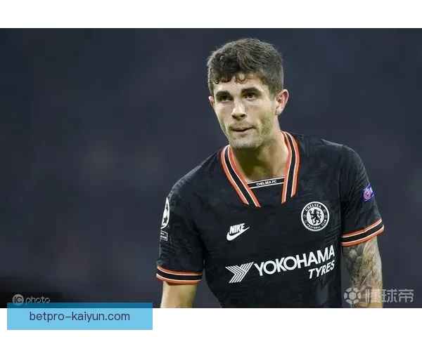 埃斯托里尔战术解析：球队表现稳健，战术灵活变化适应赛季挑战